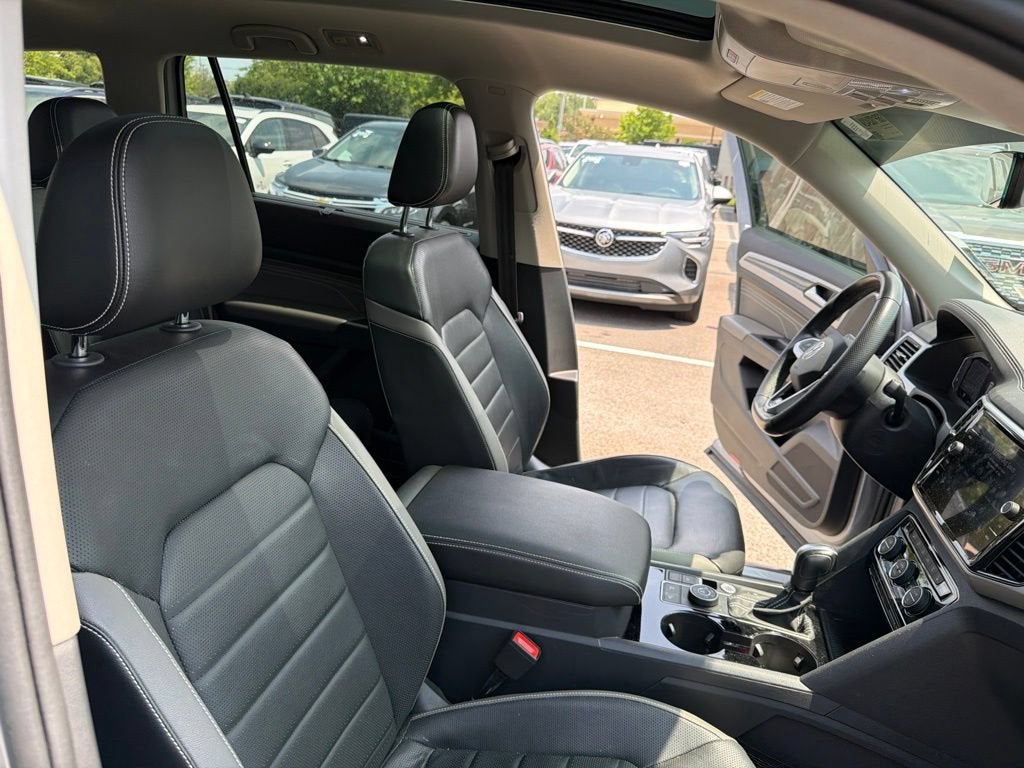 2022 Volkswagen Atlas 3.6L V6 SEL Premium R-Line