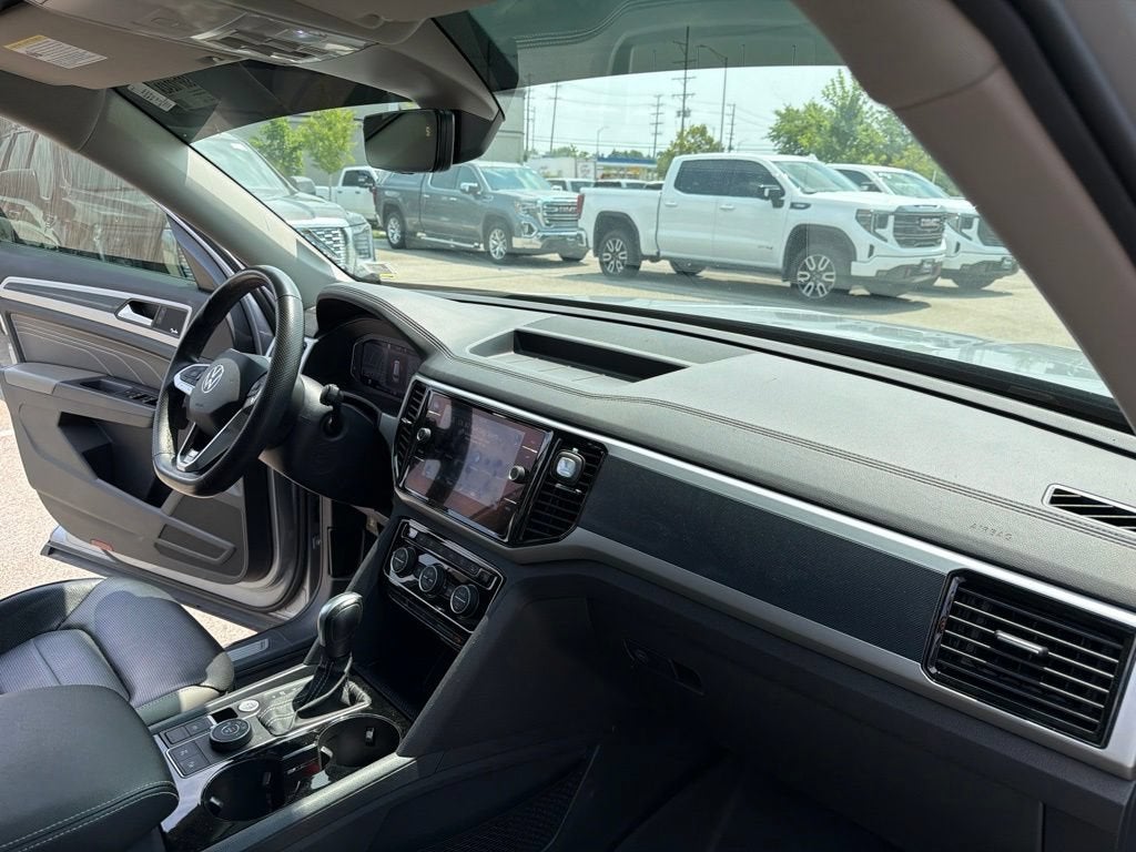 2022 Volkswagen Atlas 3.6L V6 SEL Premium R-Line