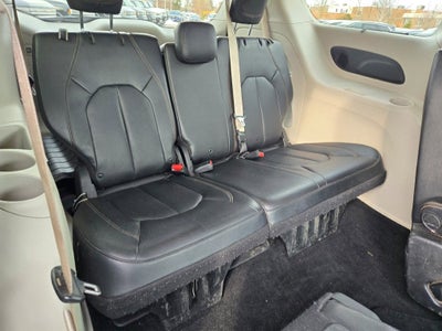 2019 Chrysler Pacifica Touring L Plus