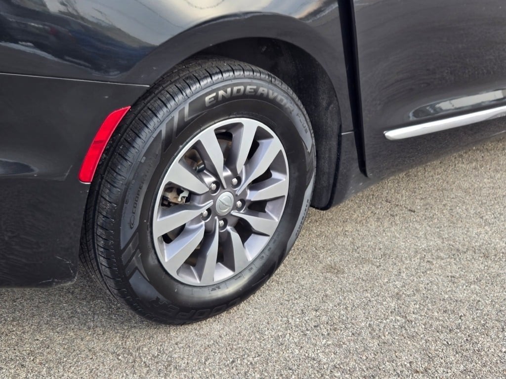 2019 Chrysler Pacifica Touring L Plus