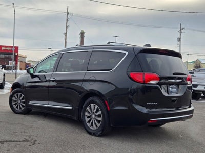 2019 Chrysler Pacifica Touring L Plus