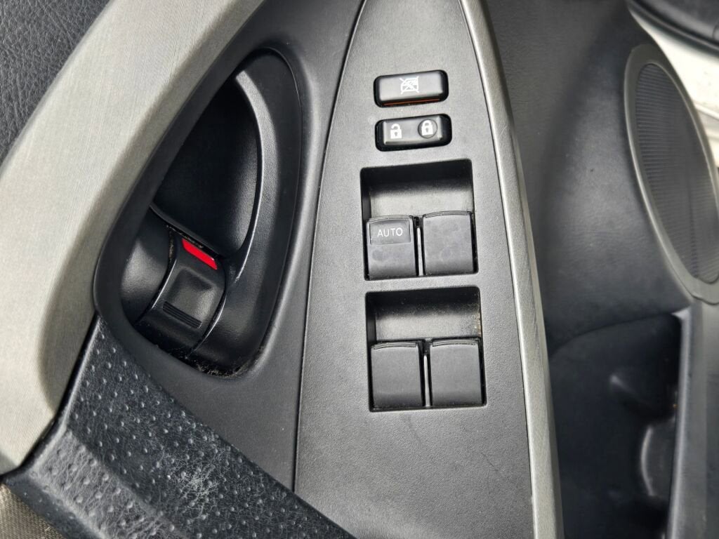 2010 Toyota RAV4 FWD 4dr 4-cyl 4-Spd AT (Natl)