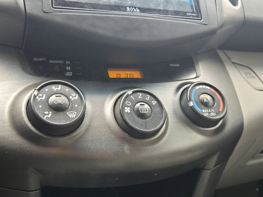 2010 Toyota RAV4 FWD 4dr 4-cyl 4-Spd AT (Natl)