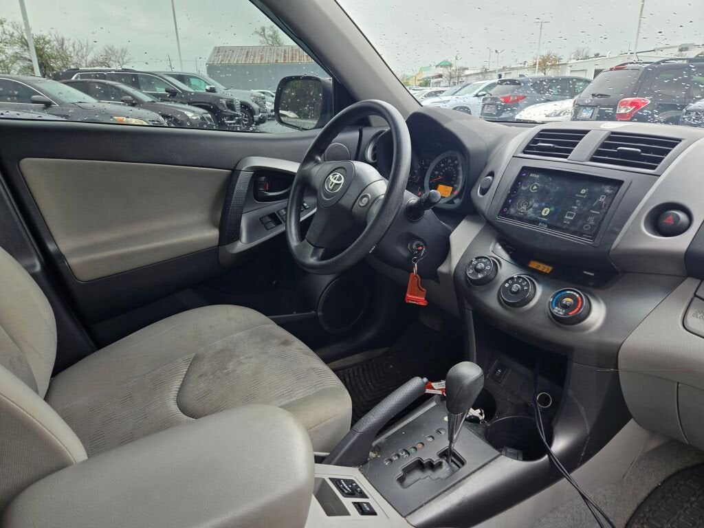 2010 Toyota RAV4 FWD 4dr 4-cyl 4-Spd AT (Natl)