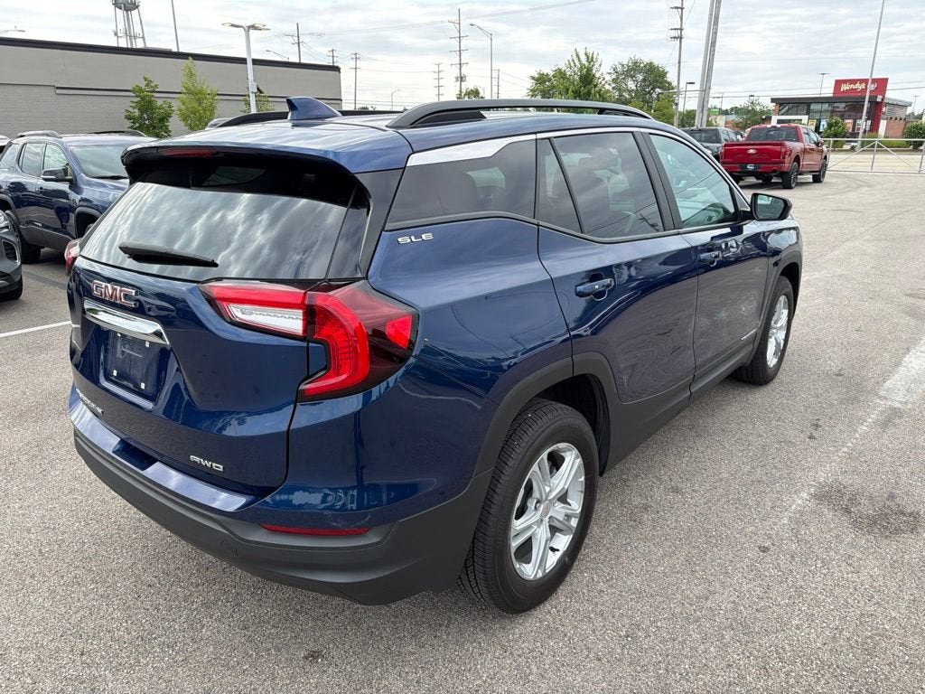 2023 GMC Terrain SLE