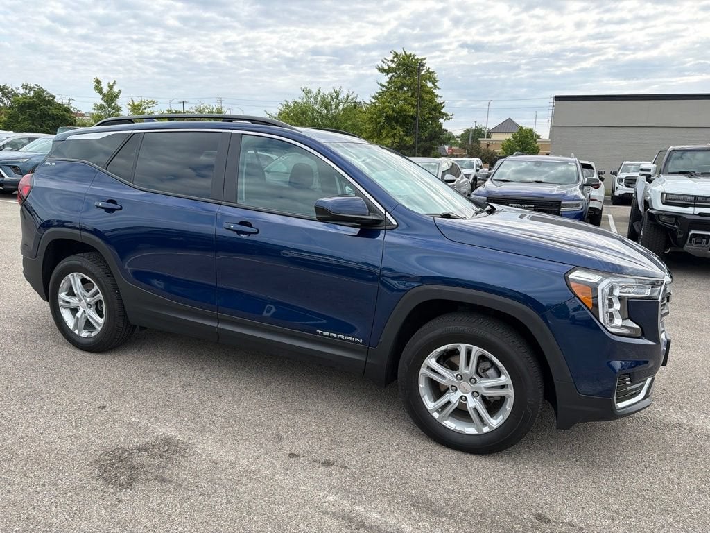 2023 GMC Terrain SLE