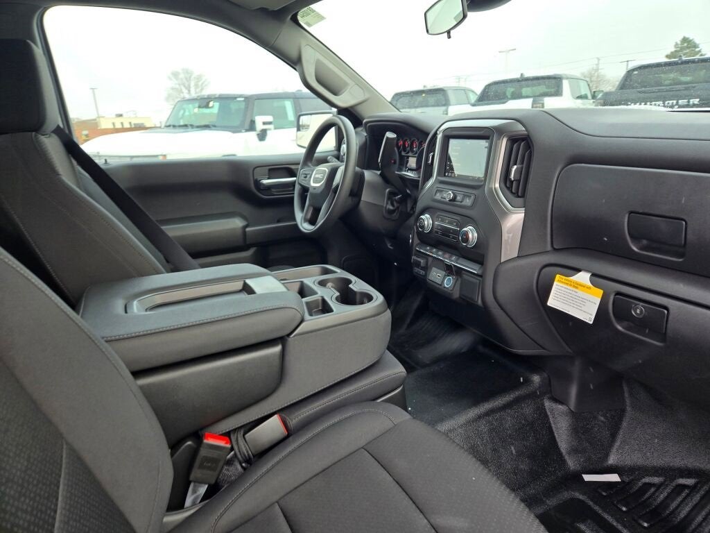 2025 GMC Sierra 1500 Pro