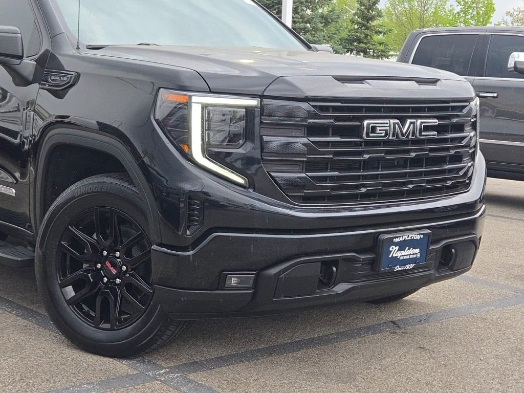 2023 GMC Sierra 1500 Elevation