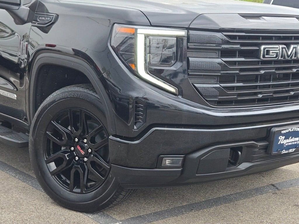 2023 GMC Sierra 1500 Elevation