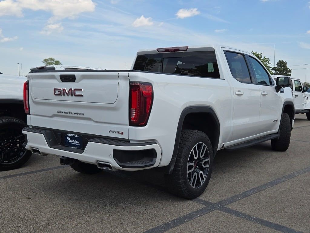 2024 GMC Sierra 1500 AT4