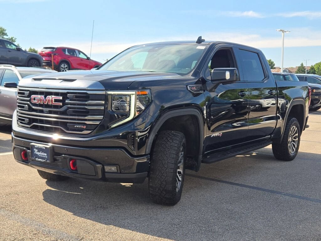 2023 GMC Sierra 1500 AT4