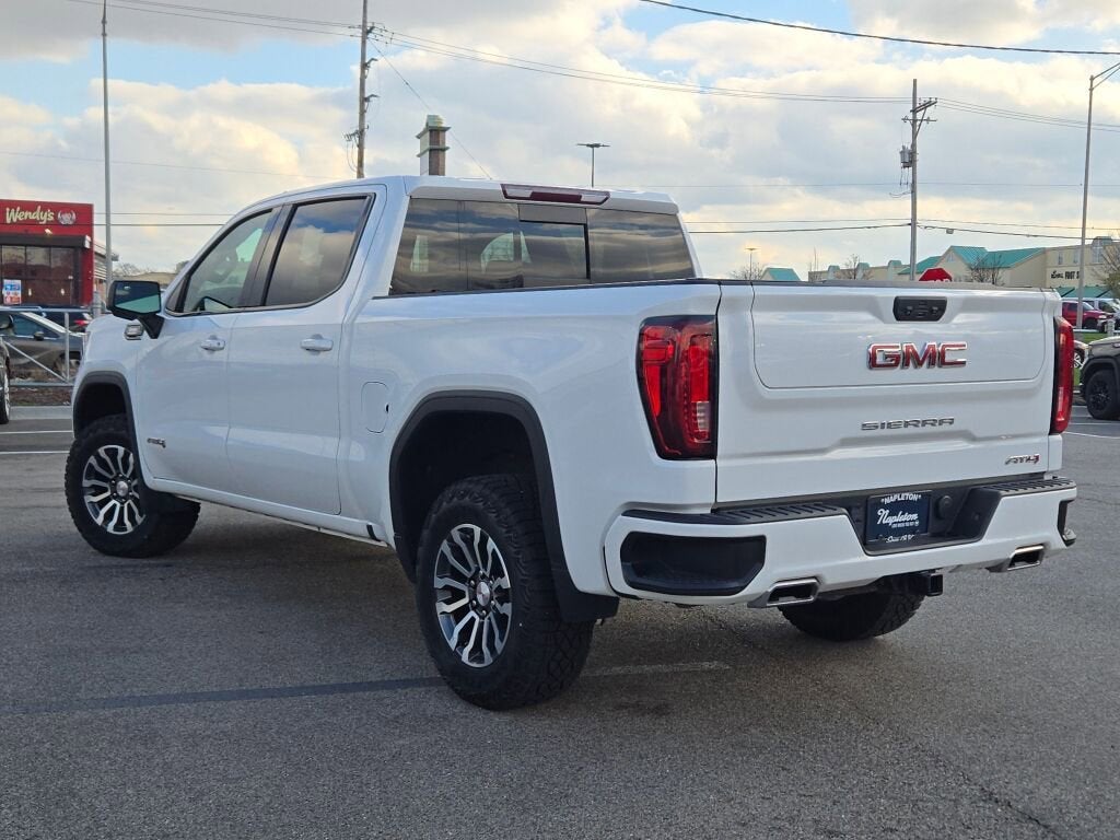 2022 GMC Sierra 1500 AT4