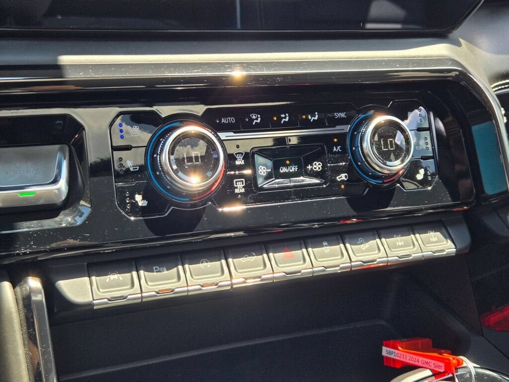 2024 GMC Sierra 1500 AT4X