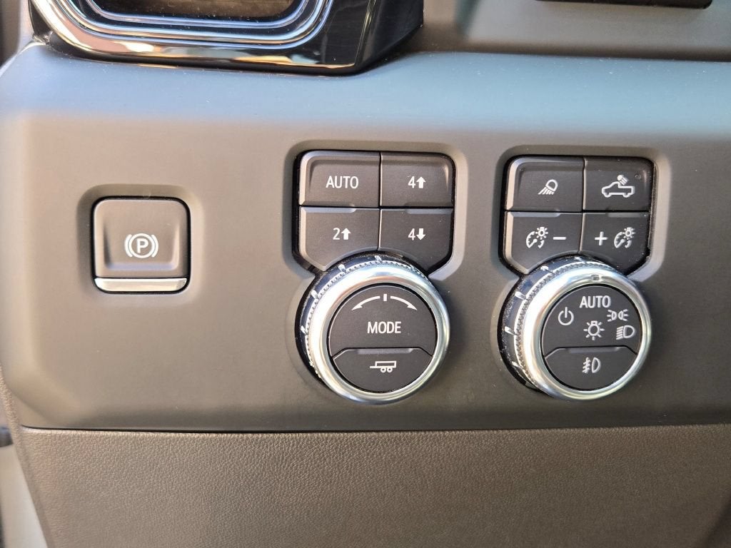 2024 GMC Sierra 1500 AT4X