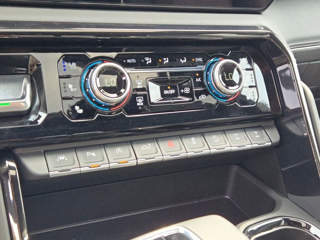 2025 GMC Sierra 1500 AT4X