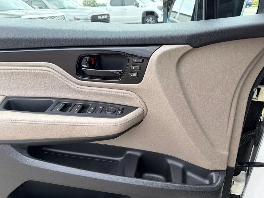 2019 Honda Odyssey Elite