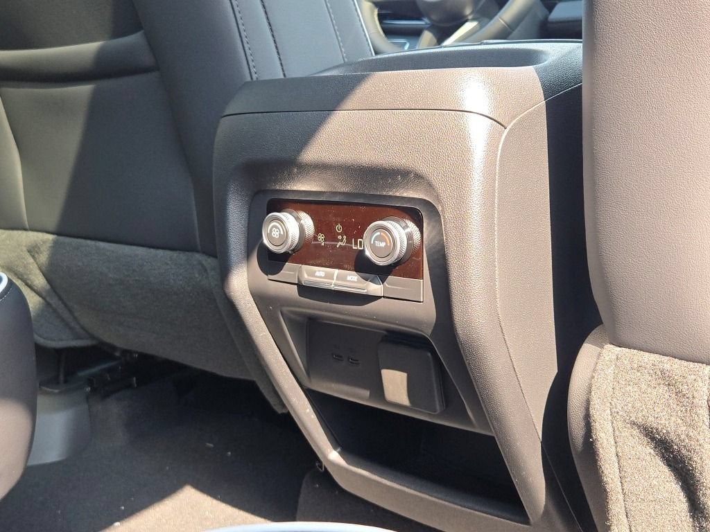 2027 Buick Enclave Preferred
