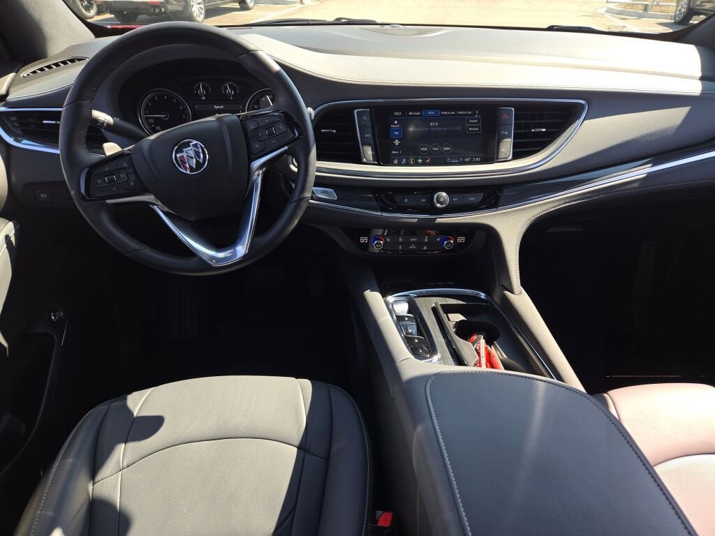 2024 Buick Enclave Essence
