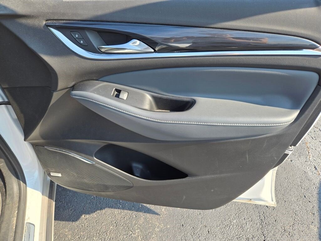 2023 Buick Enclave Premium