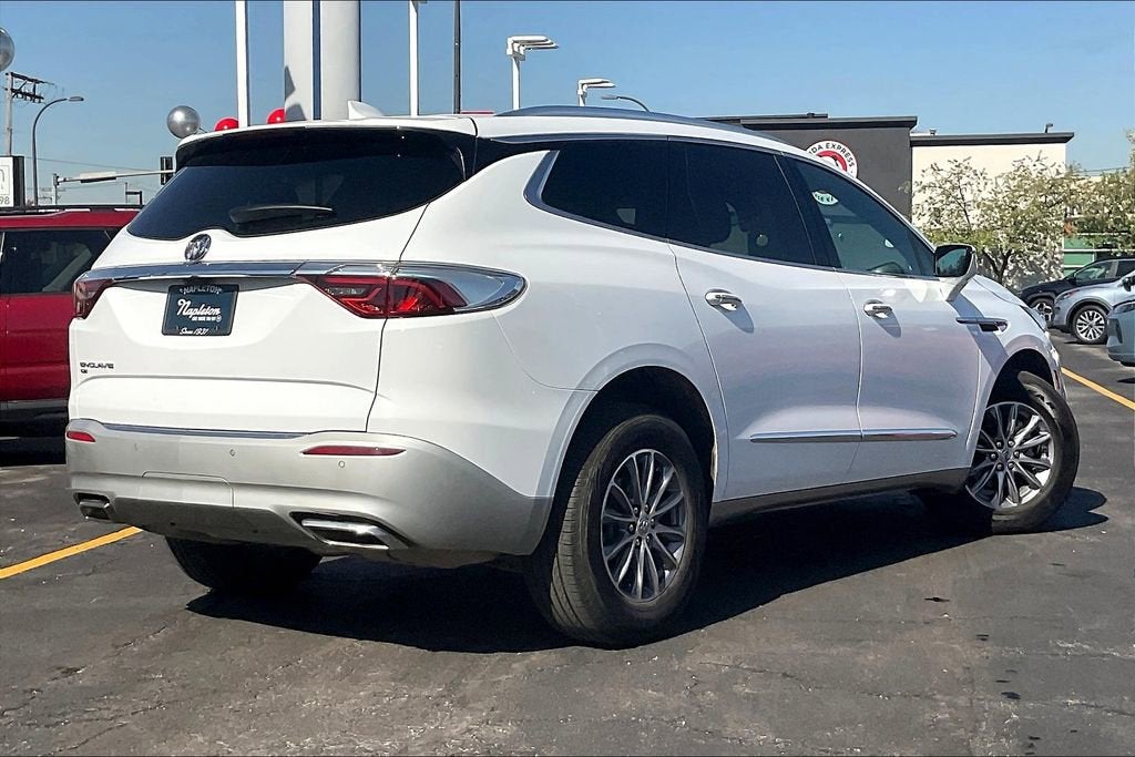 2023 Buick Enclave Premium