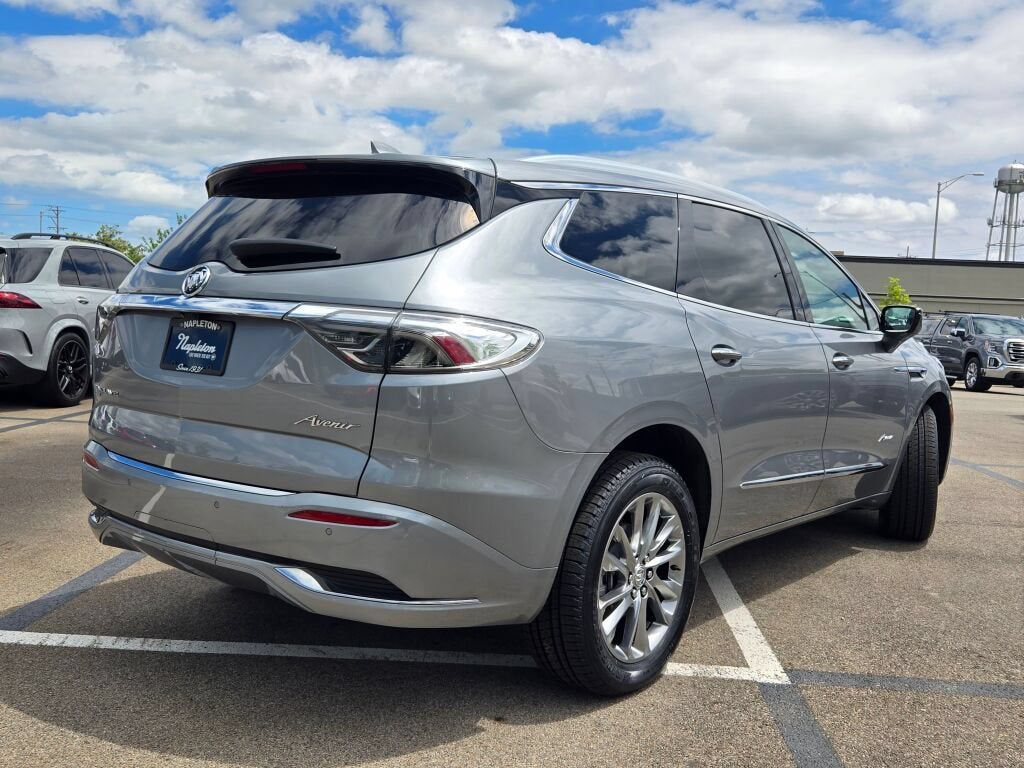 2023 Buick Enclave Avenir