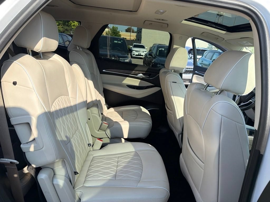 2022 Buick Enclave Avenir