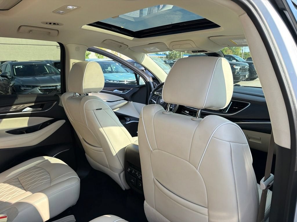 2022 Buick Enclave Avenir