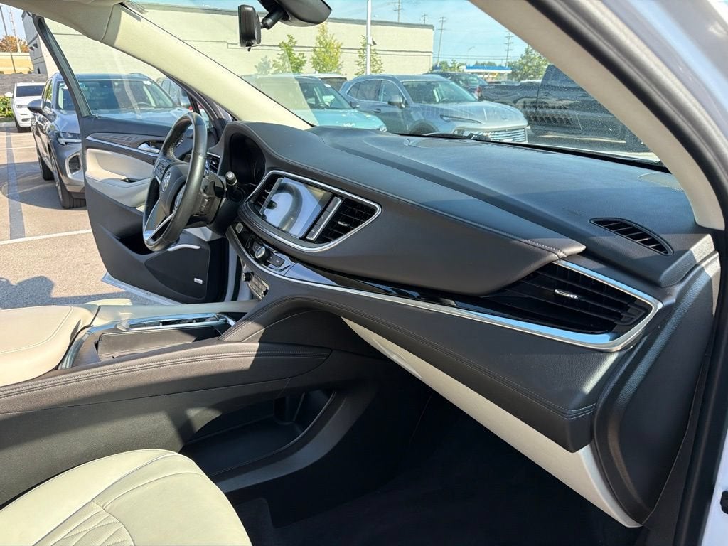 2022 Buick Enclave Avenir