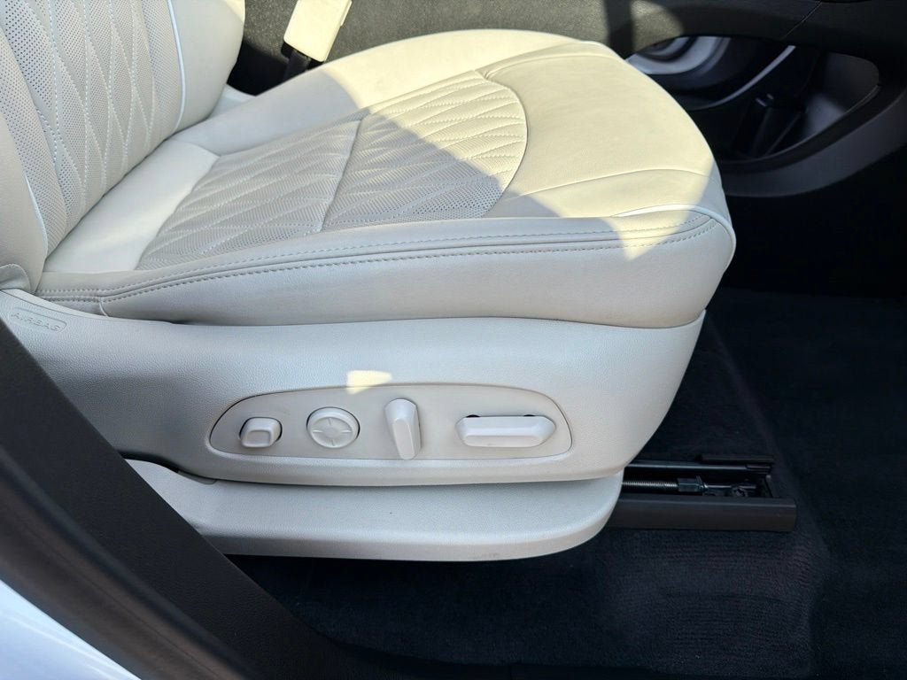2022 Buick Enclave Avenir