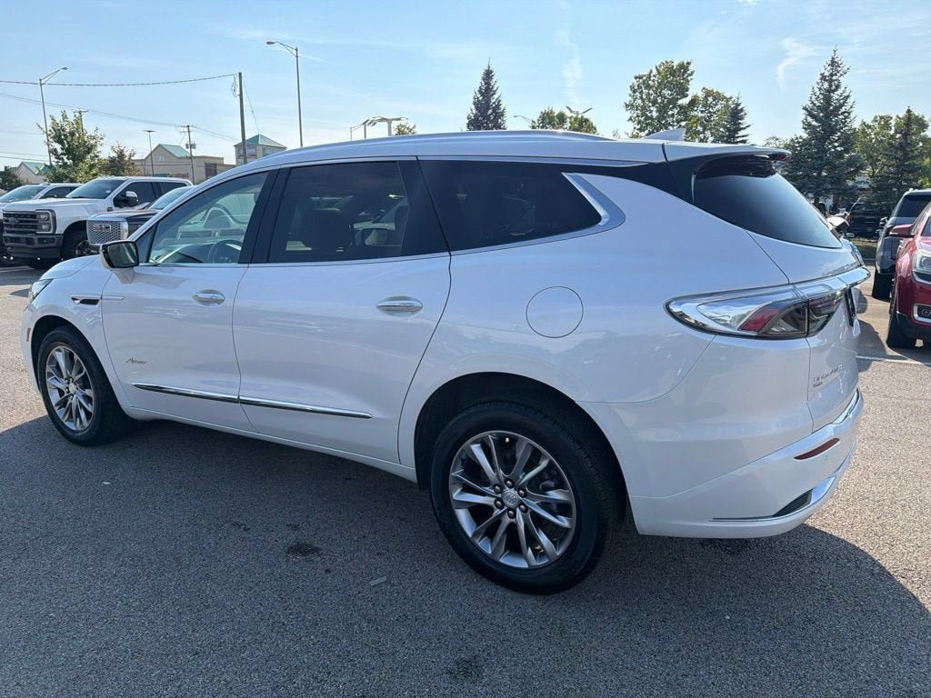2022 Buick Enclave Avenir