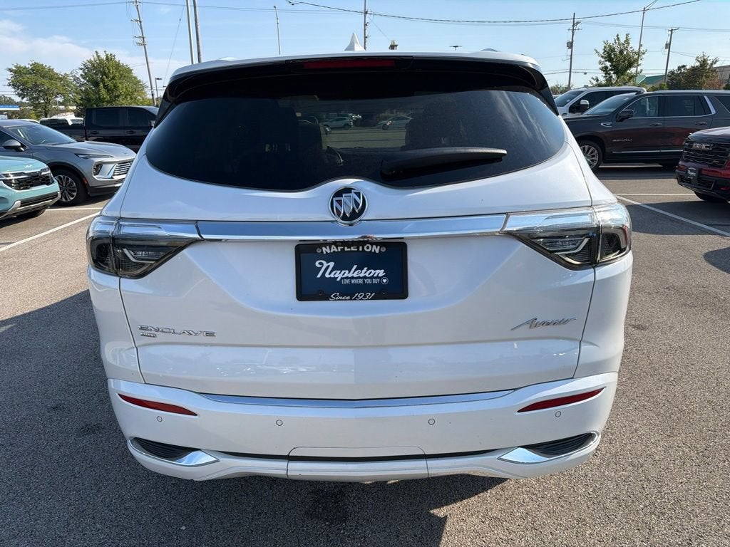 2022 Buick Enclave Avenir