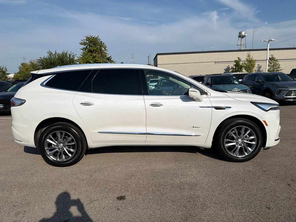2022 Buick Enclave Avenir