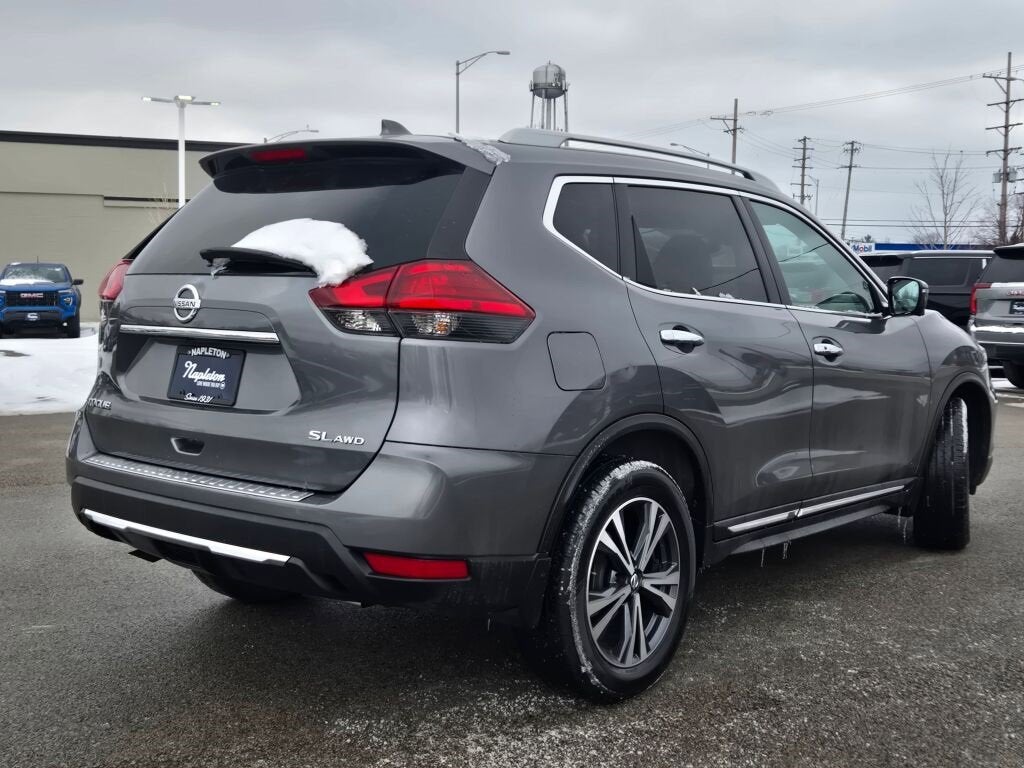 2017 Nissan Rogue SL
