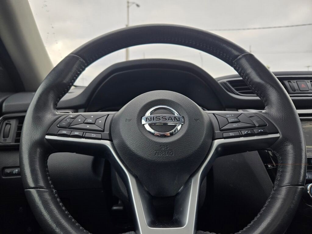 2017 Nissan Rogue SL
