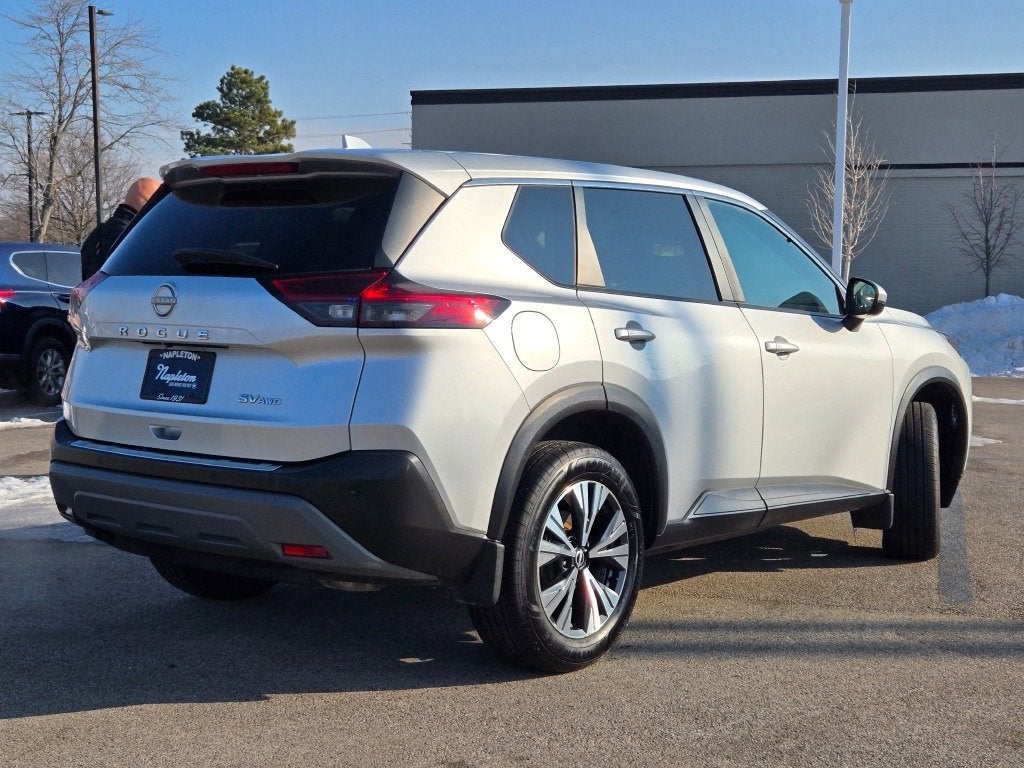 2022 Nissan Rogue SV