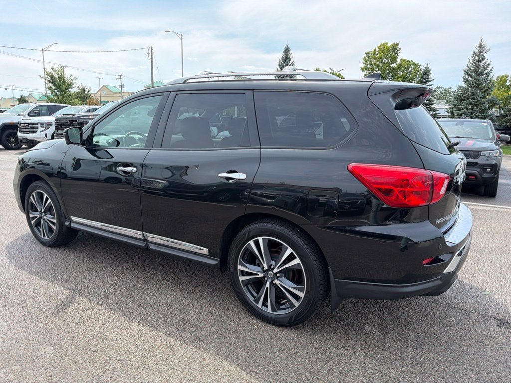 2019 Nissan Pathfinder Platinum