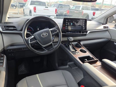 2021 Toyota Sienna XLE