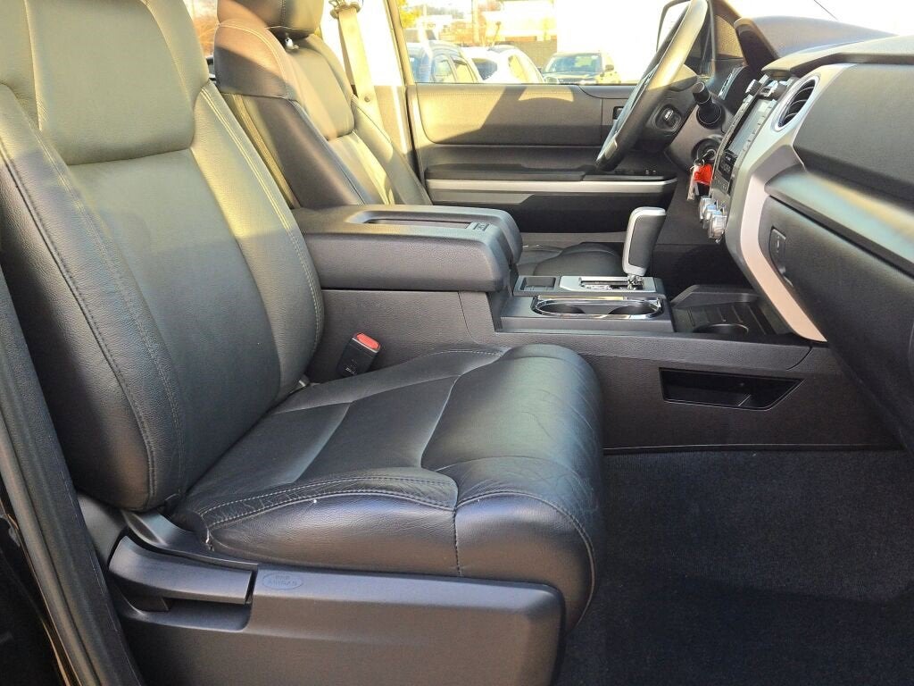 2015 Toyota Tundra 4WD Truck SR5