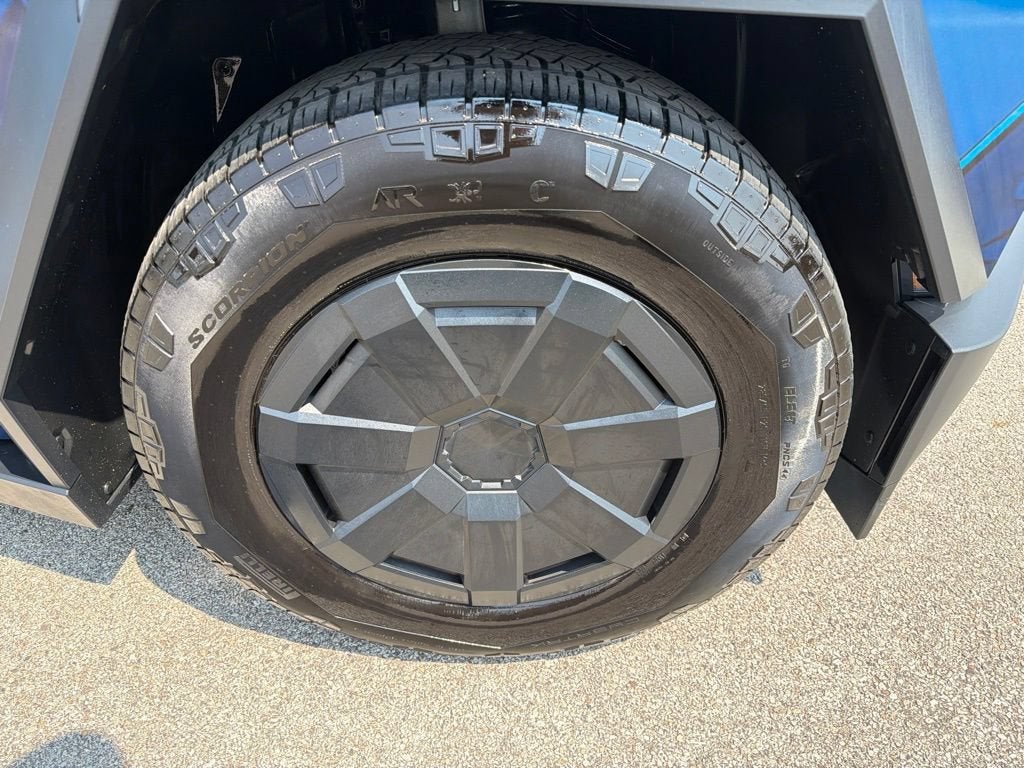 2024 Tesla Cybertruck All-Wheel Drive