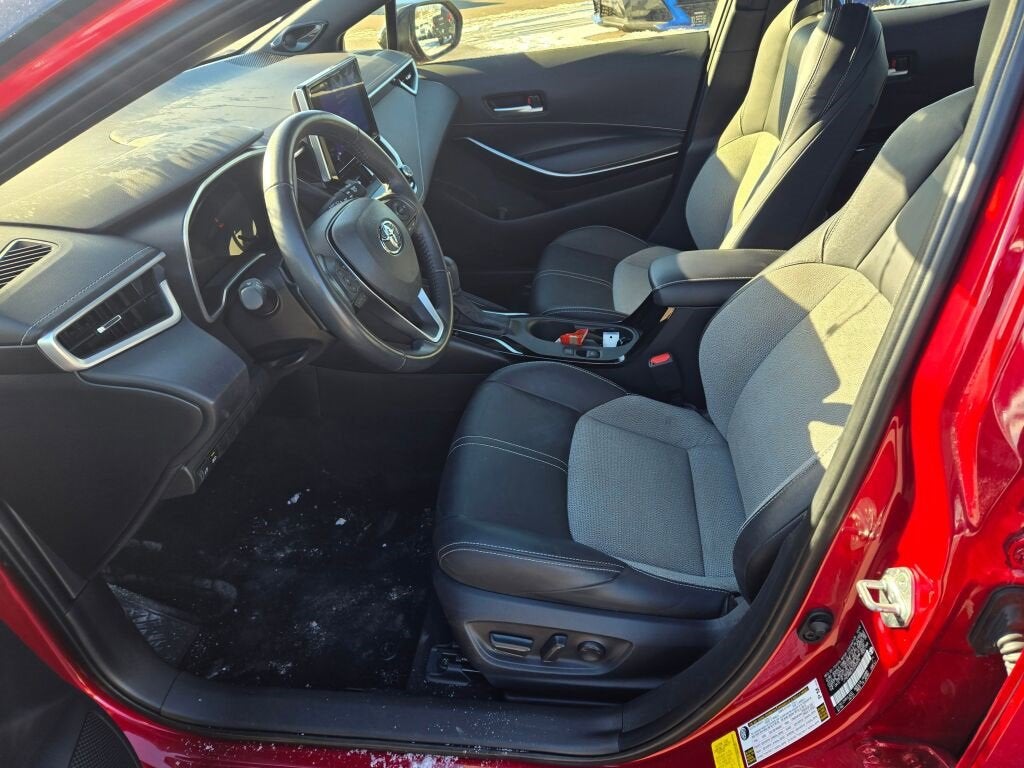 2025 Toyota Corolla Hatchback XSE