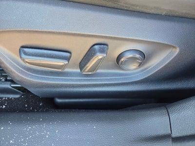 2025 Toyota Corolla Hatchback XSE