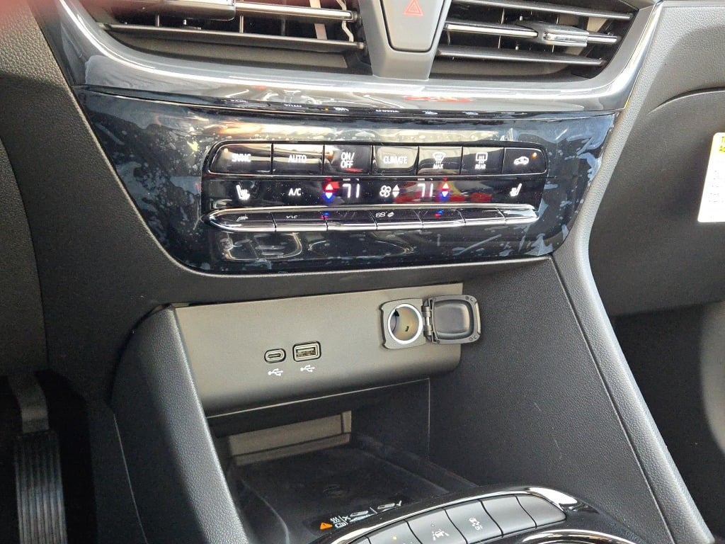 2026 Buick Encore GX Avenir