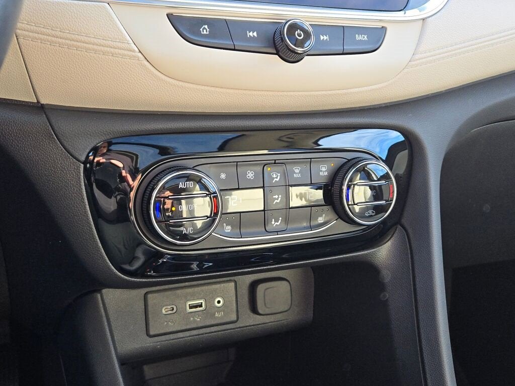 2023 Buick Encore GX Essence