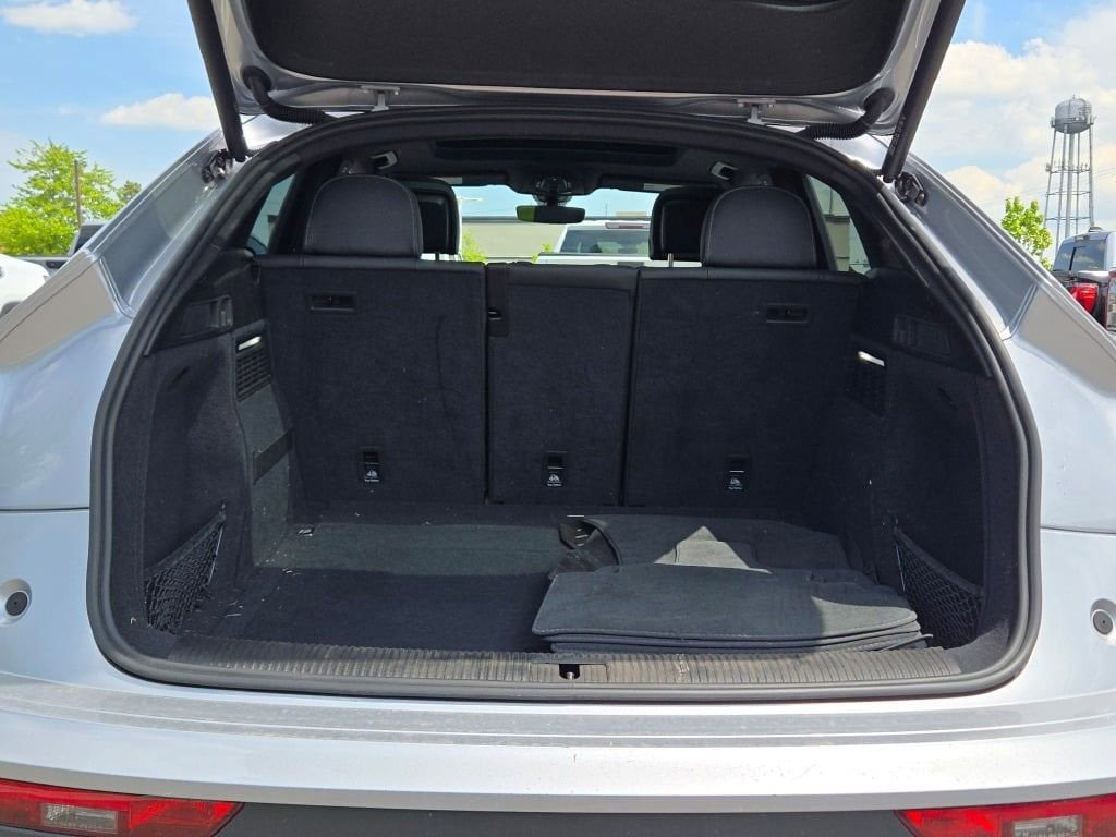 2023 Audi Q5 Sportback S line Premium Plus
