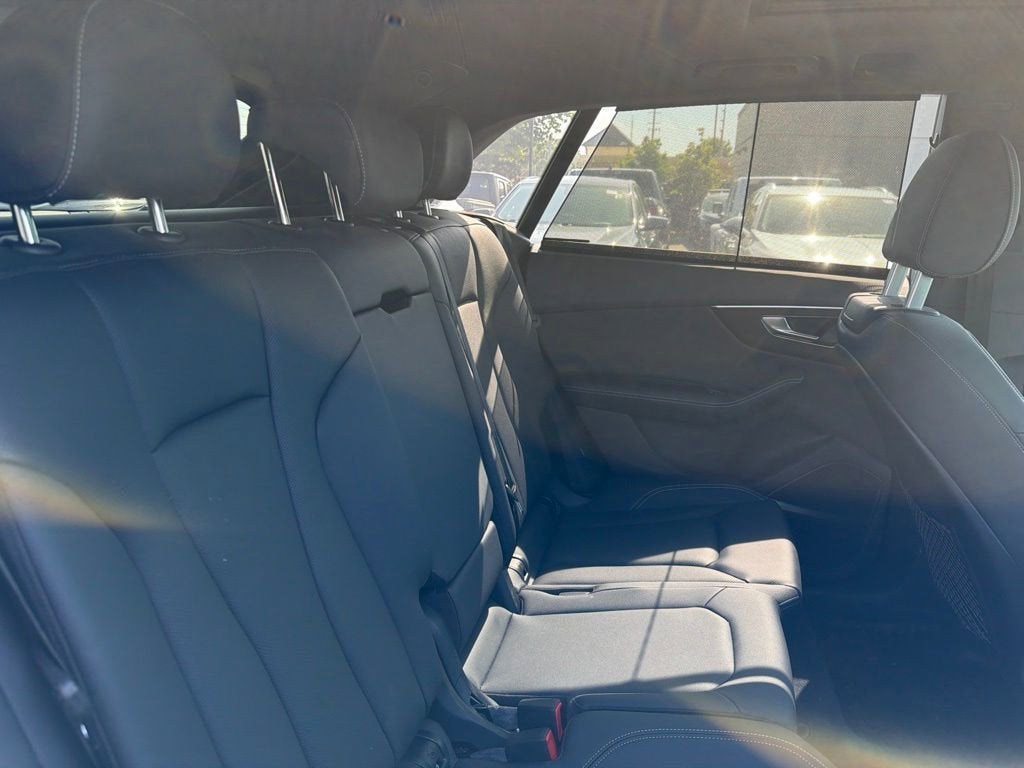 2023 Audi Q8 Premium Plus
