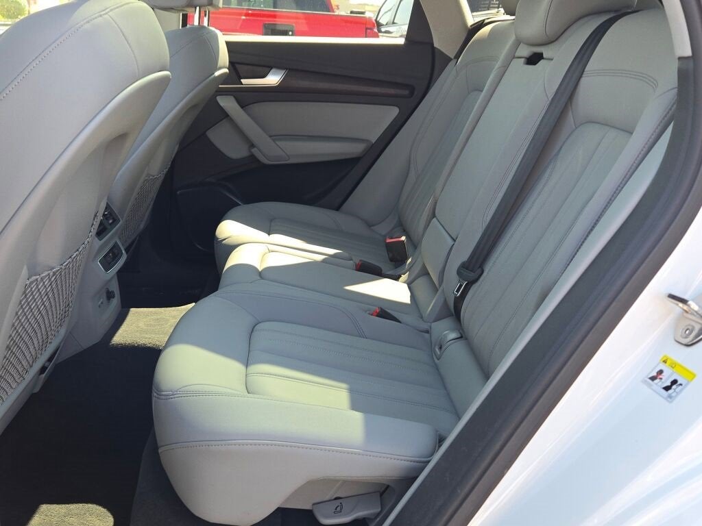 2022 Audi Q5 S line Premium