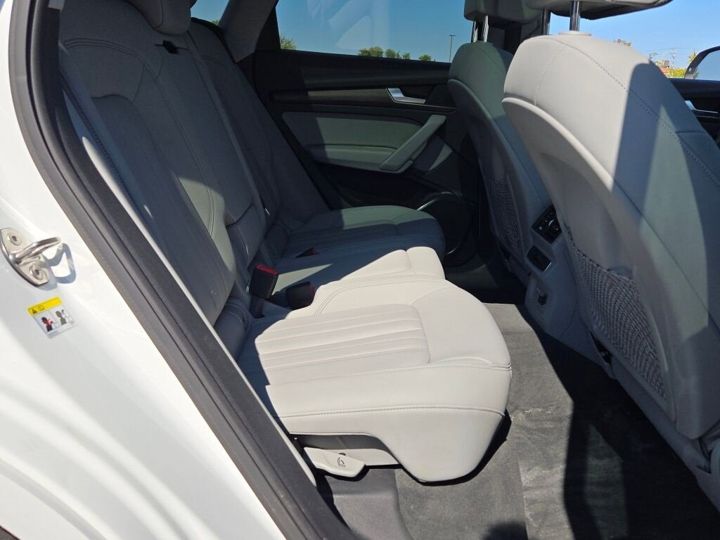 2022 Audi Q5 S line Premium