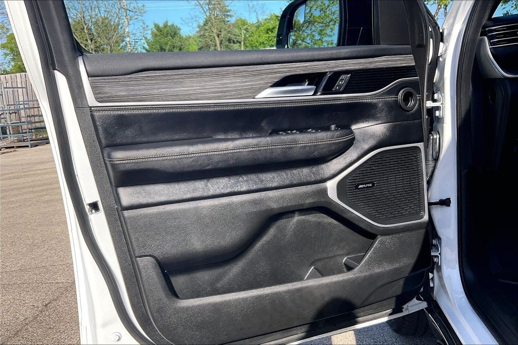 2024 Jeep Wagoneer Series II