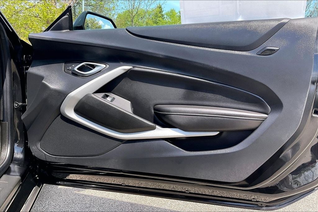 2022 Chevrolet Camaro 1LT