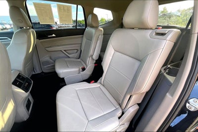 2022 Volkswagen Atlas 3.6L V6 SE w/Technology